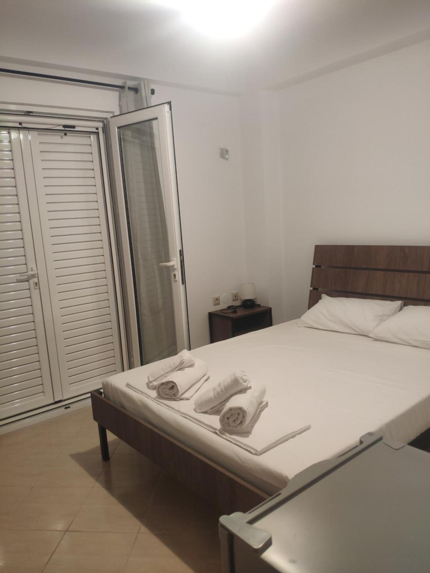 Kolagji Rooms Lukove Ngoại thất bức ảnh