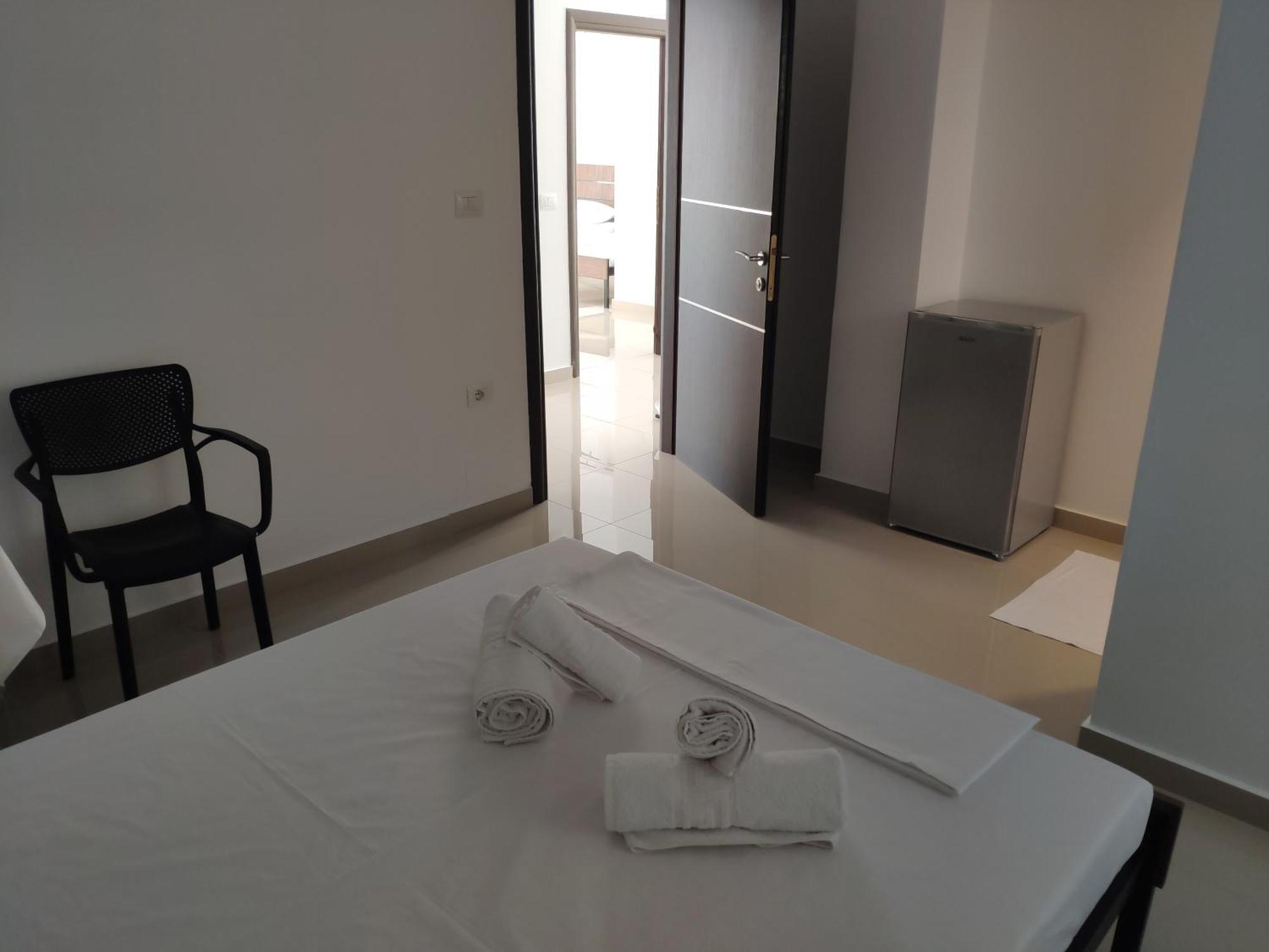 Kolagji Rooms Lukove Ngoại thất bức ảnh