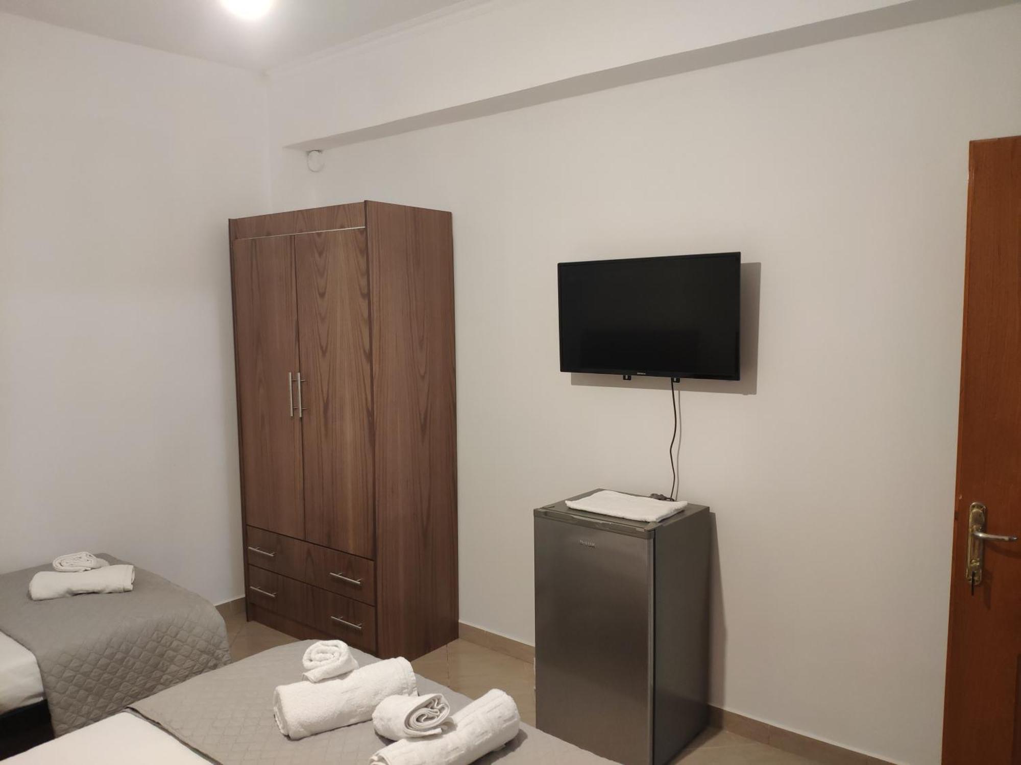 Kolagji Rooms Lukove Ngoại thất bức ảnh